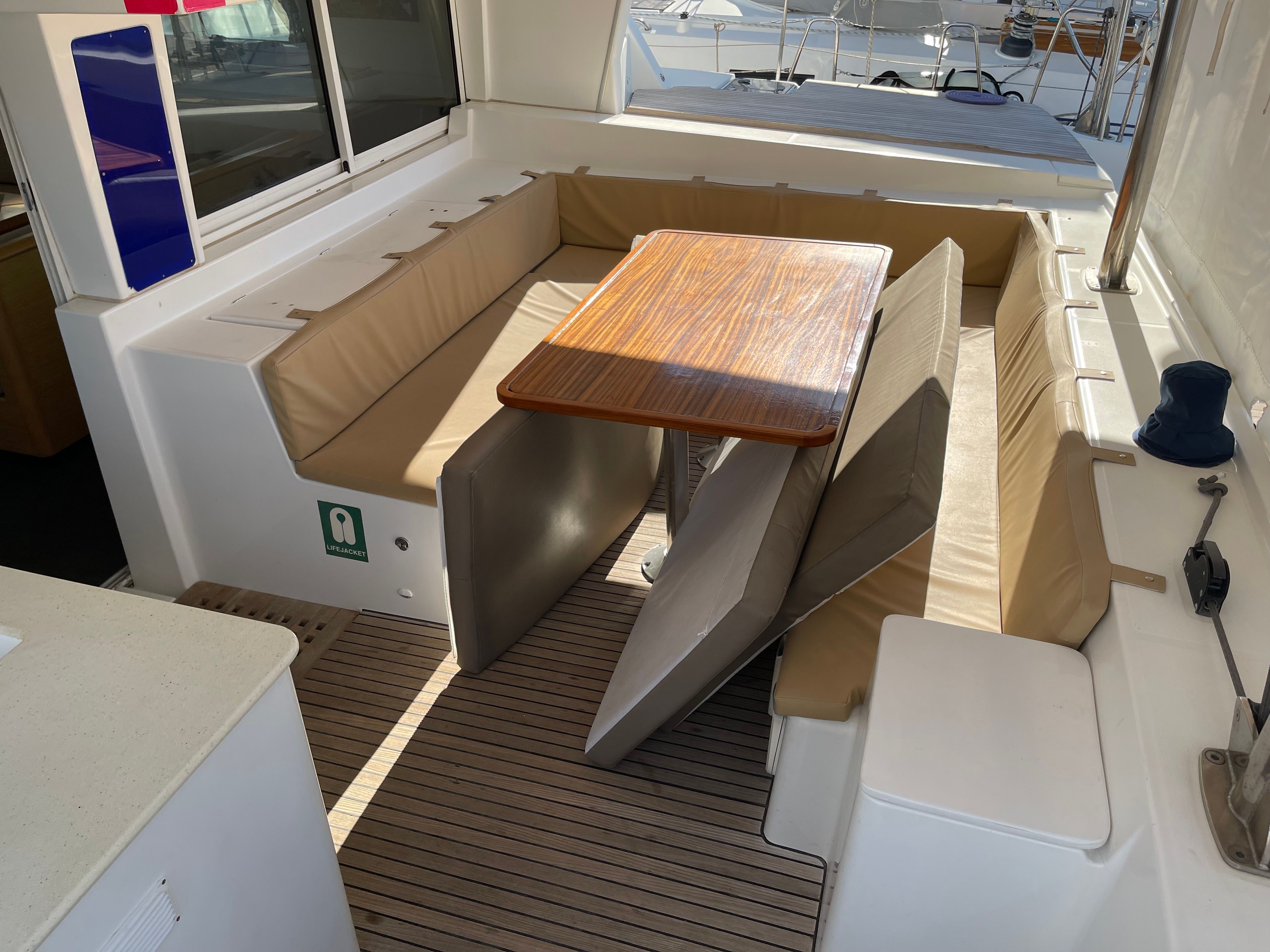 Lagoon 500 | Mystique 2
