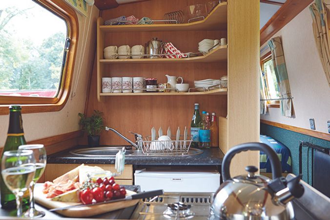 Princess Narrow Boat 4 | Stoke Prior 3