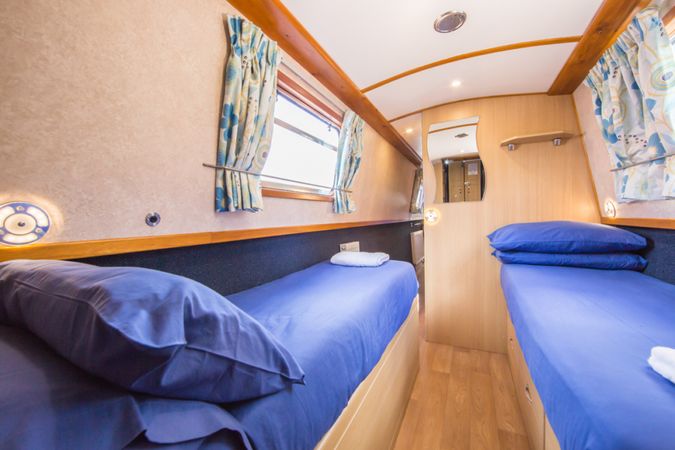 Duchess 4 | Stoke Prior 1