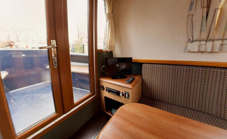 Princess Narrow Boat 4 | Napton 3