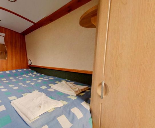 Princess Narrow Boat 4 | Napton 3