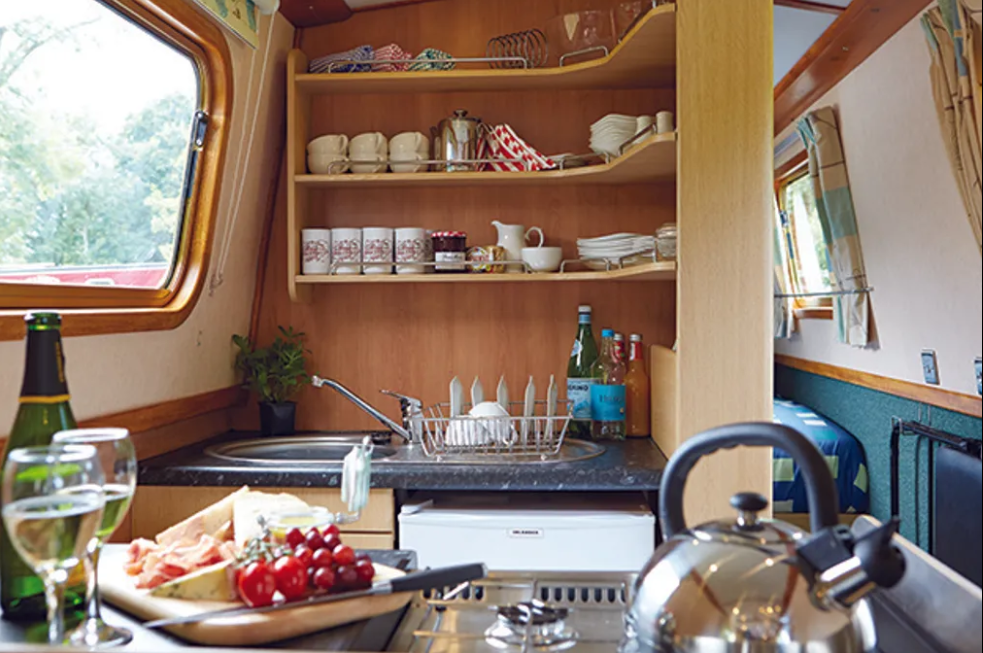 Princess Narrow Boat 4 | Bradford on Avon 1