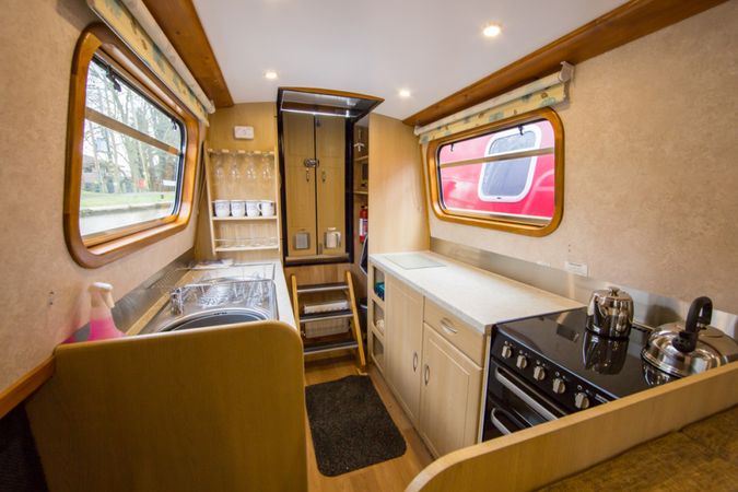 Princess Narrow Boat 2 | Acton 1