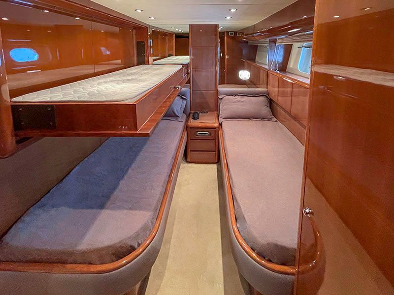 Falcon 86 | Estia Poseidon