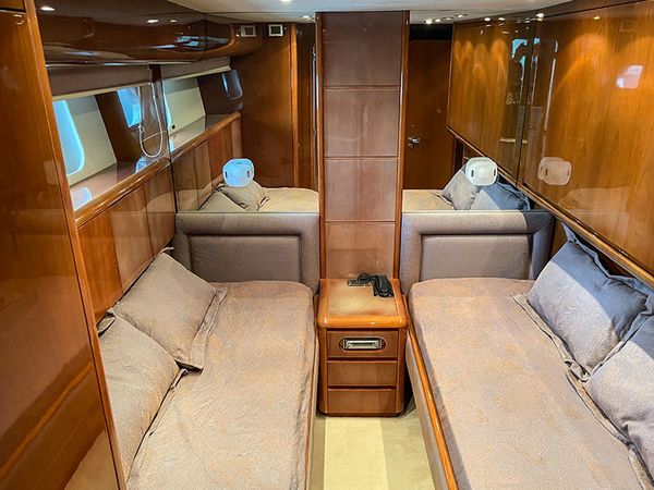 Falcon 86 | Estia Poseidon