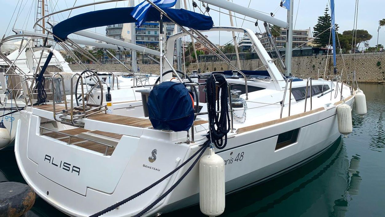 Oceanis 48