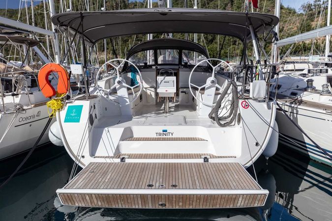 Bavaria Cruiser 46 | Trinity