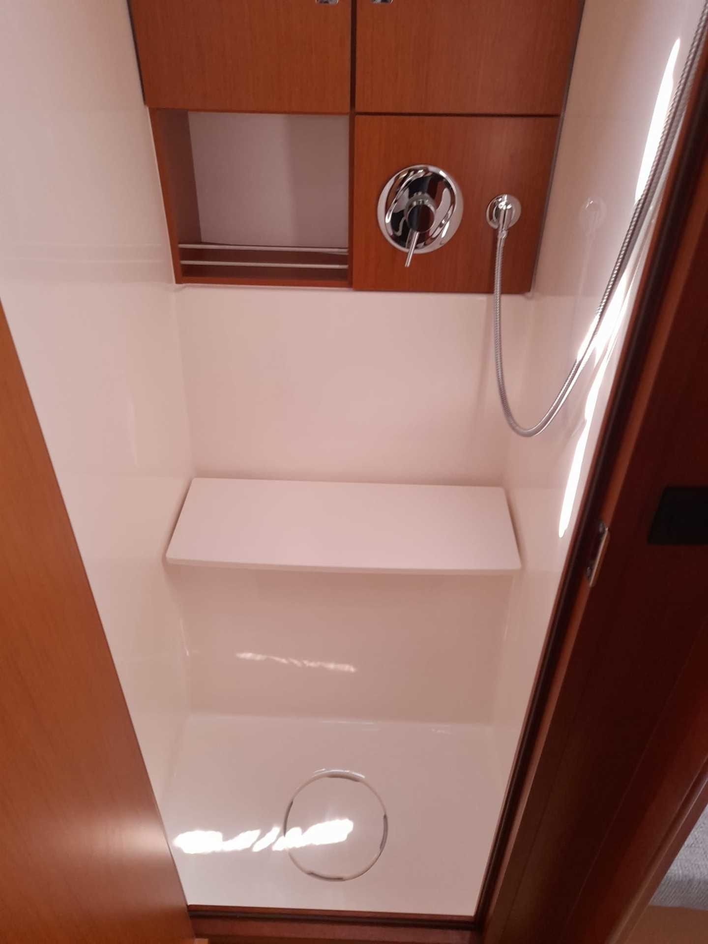 Bavaria Cruiser 46 | Trinity