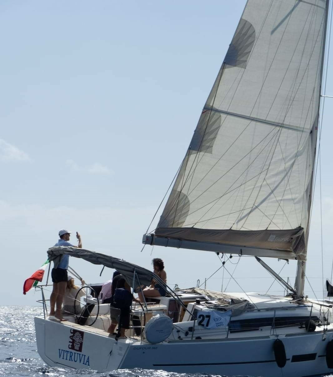 Dufour 360 | Vitruvia