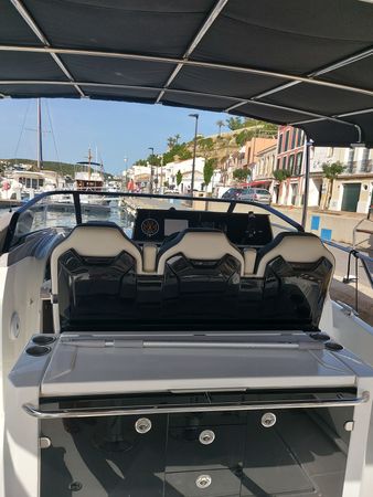 Jeanneau Cap Camarat 9.0 CC | Menorcamar 10