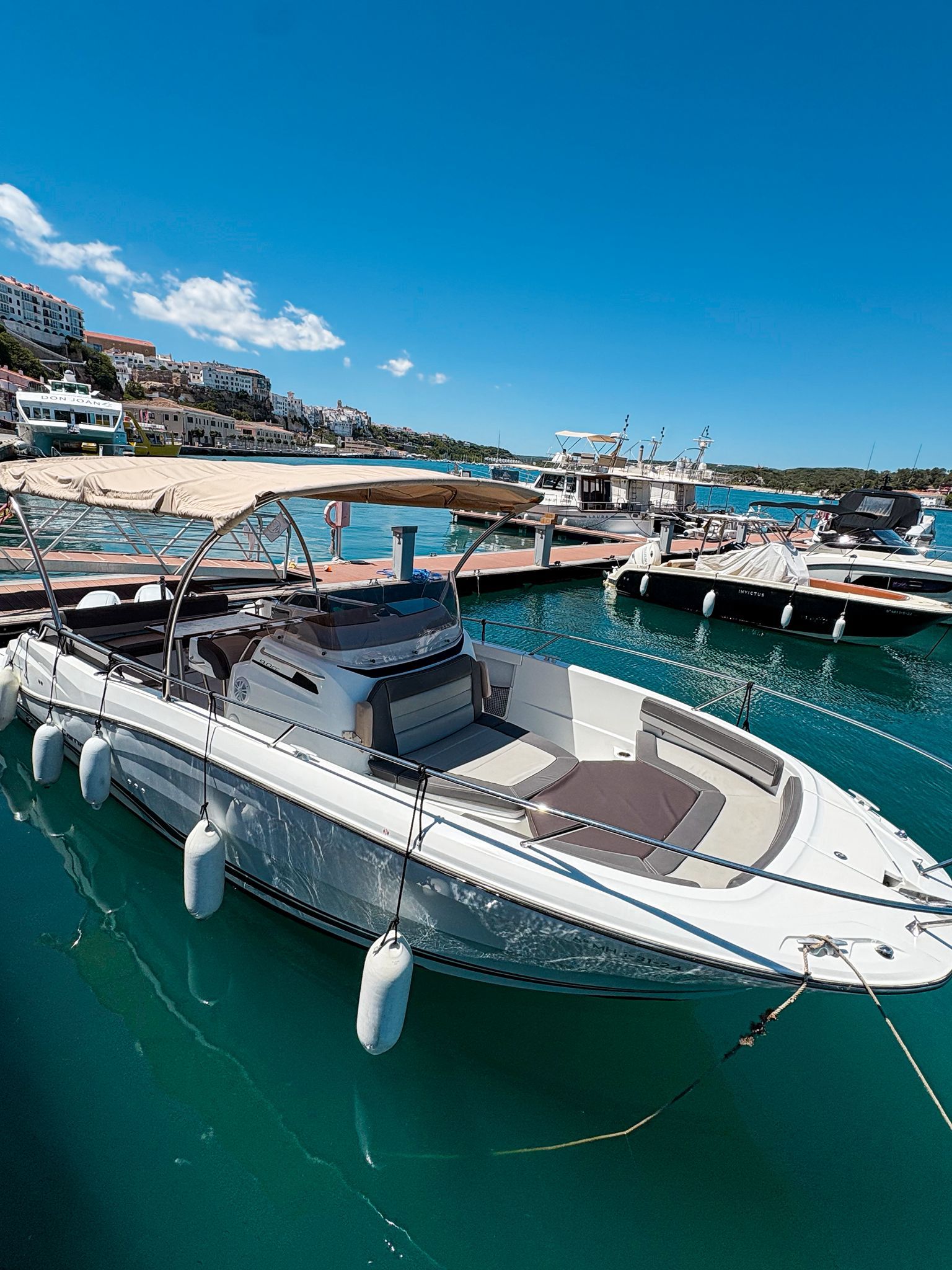Jeanneau Cap Camarat 9.0 CC | Menorcamar 10