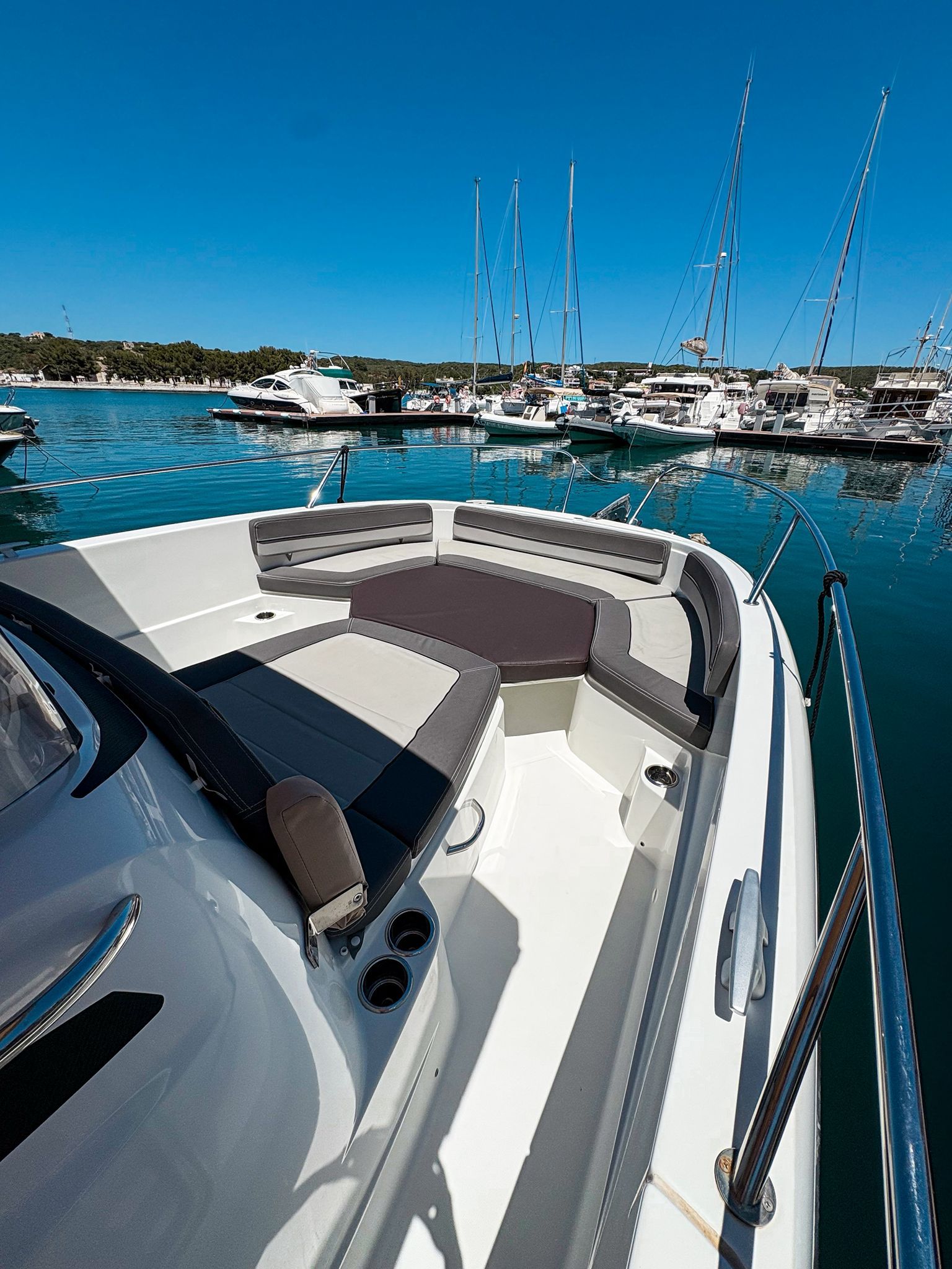 Jeanneau Cap Camarat 9.0 CC | Menorcamar 10