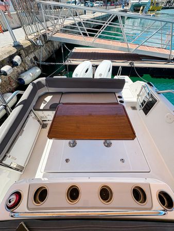 Jeanneau Cap Camarat 9.0 CC | Menorcamar 10