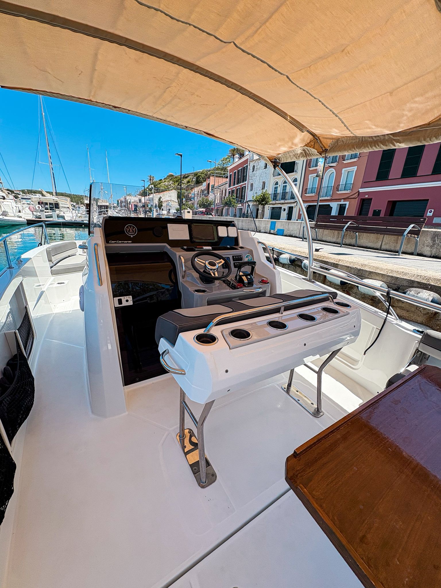 Jeanneau Cap Camarat 9.0 CC | Menorcamar 10