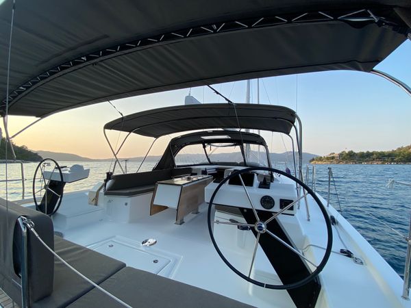 Dufour 470 | Sam's Wave