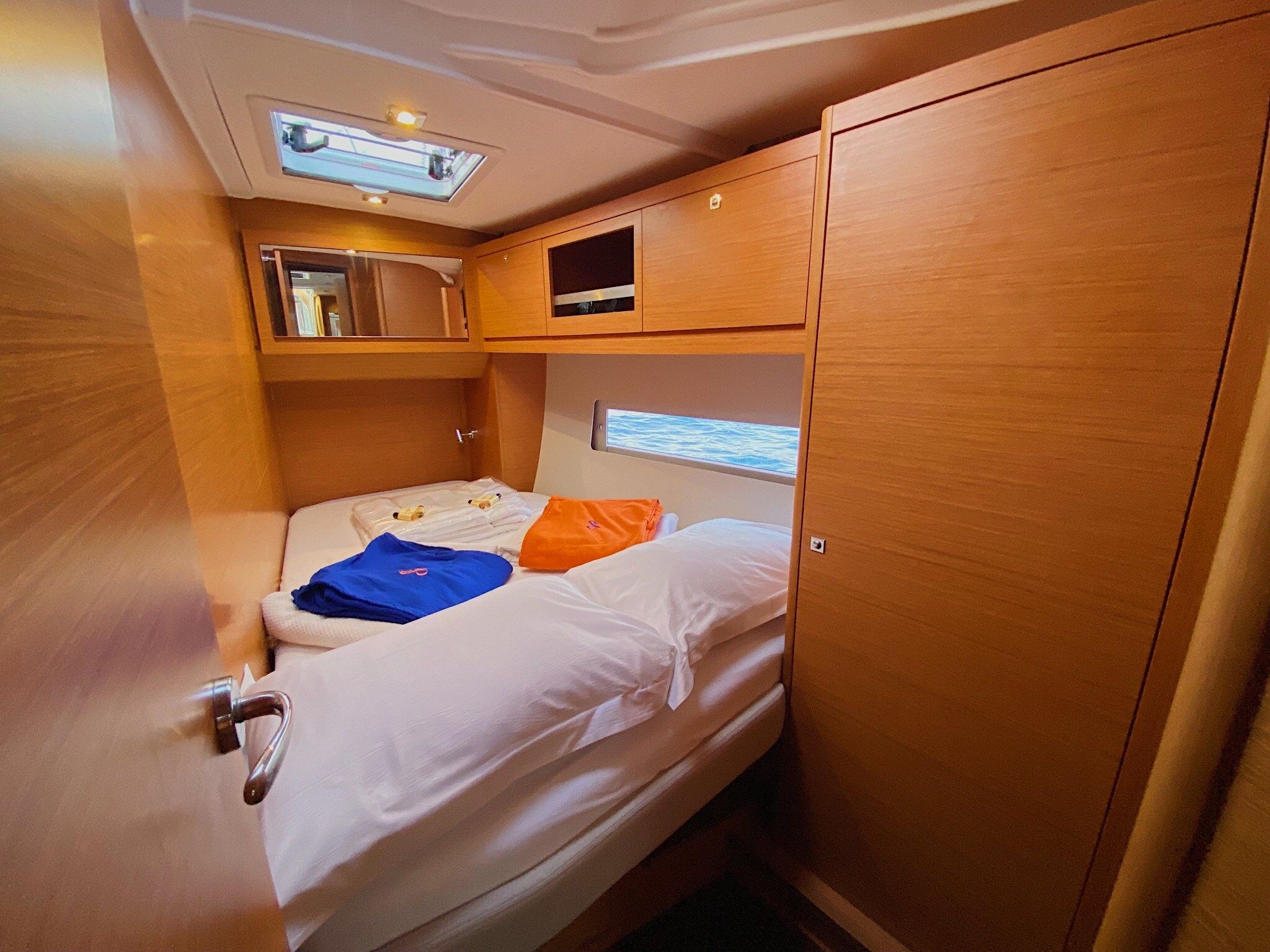 Dufour 470 | Sam's Wave