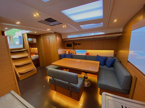 Dufour 470 | Sam's Wave