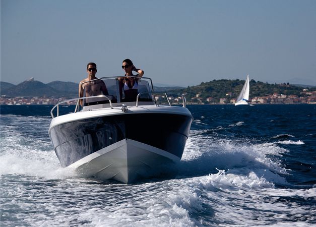 Atlantic Marine 670 | Open