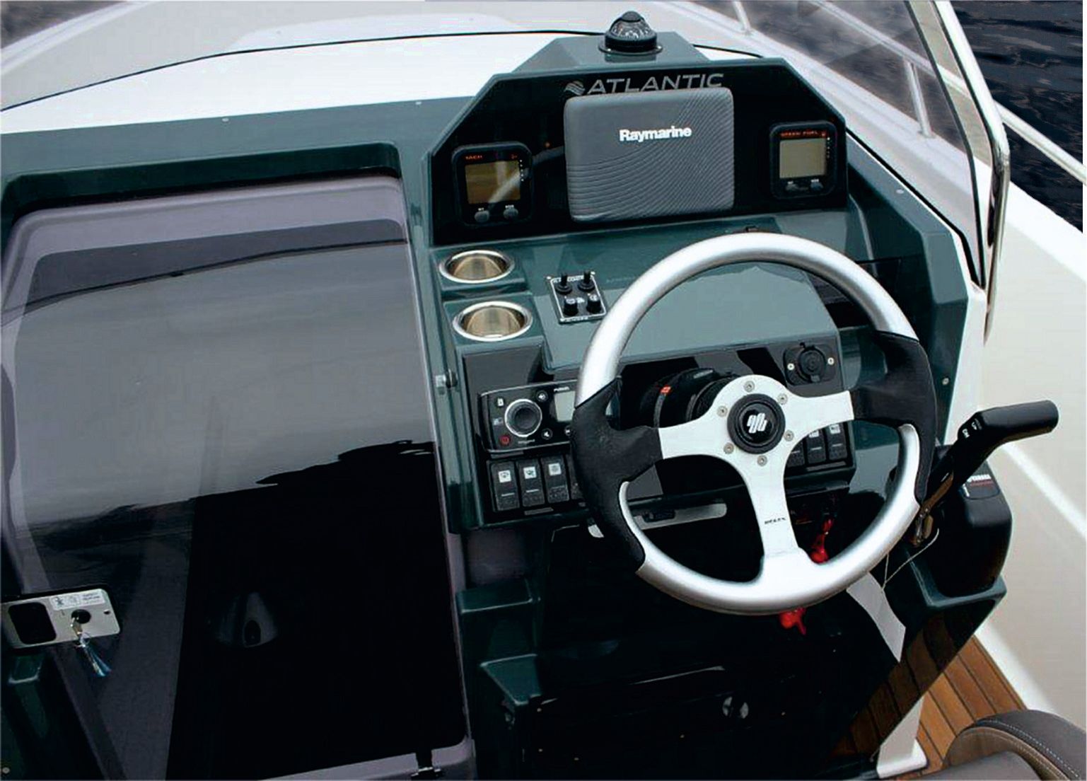 Atlantic Marine 670 | Open