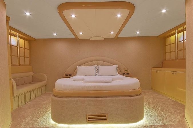 Custom Built 91 | Blanco