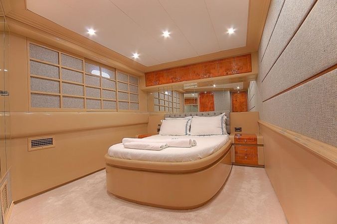 Custom Built 91 | Blanco