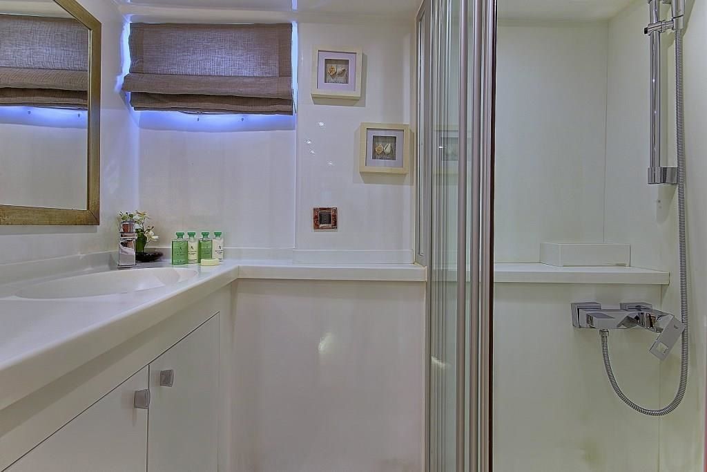 Custom Built 91 | Blanco