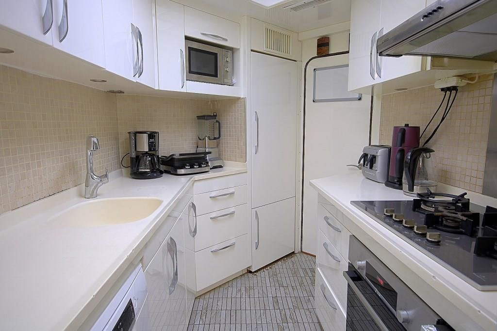 Custom Built 91 | Blanco