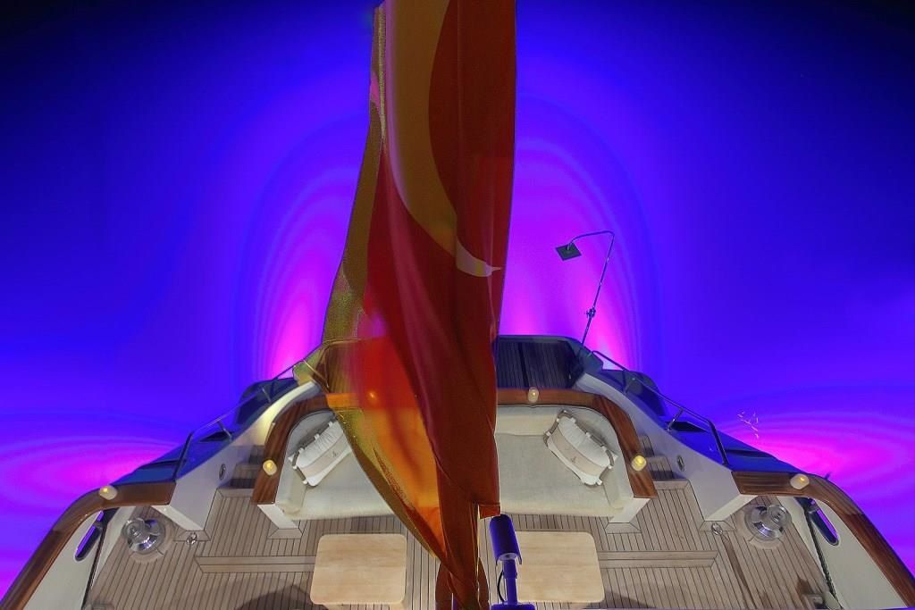 Custom Built 91 | Blanco