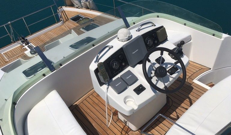 Lagoon Power 43 | Blue Dream