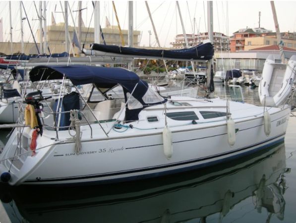 Jeanneau Sun Odyssey 35 | Nicolas I