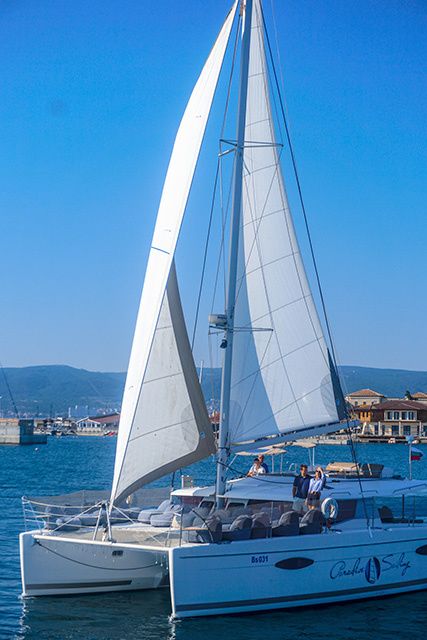 Fountaine Pajot Helia 44 | Paradise Sailing