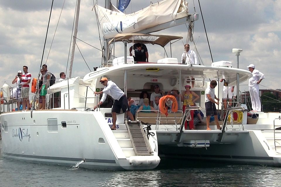 Fountaine Pajot Helia 44 | Paradise Sailing