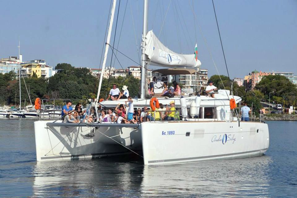 Fountaine Pajot Helia 44 | Paradise Sailing