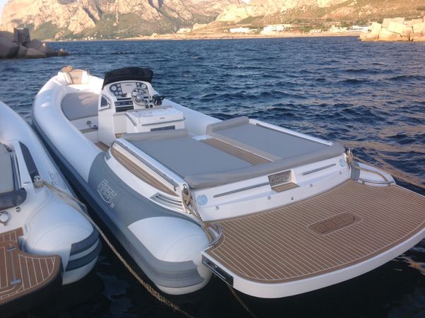 Noah Battelli 29 | Noah Light