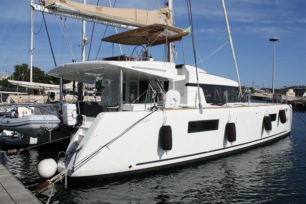 Lagoon 52 F | Cala Luna