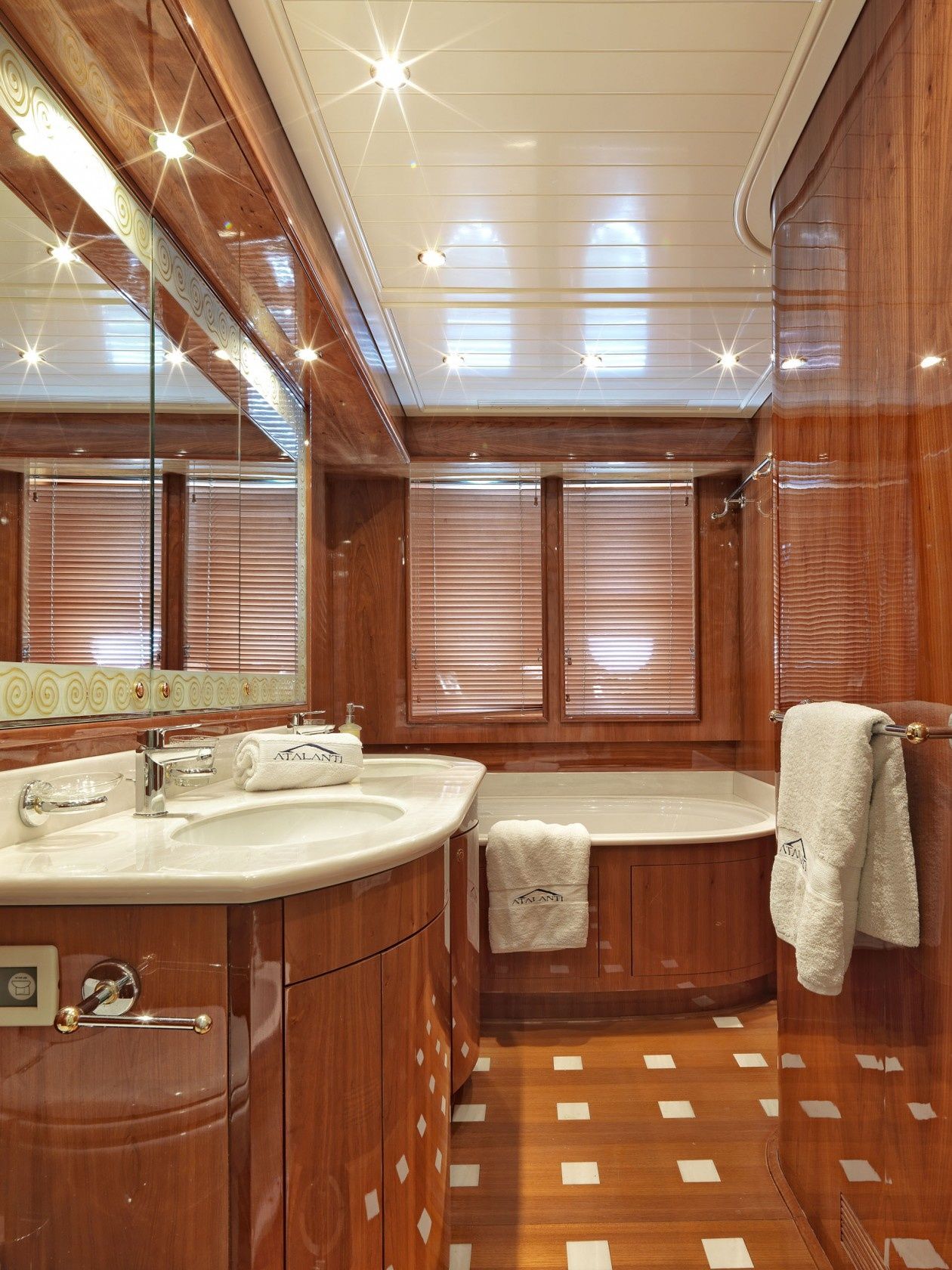 Guy Couach 96 | Atalanti