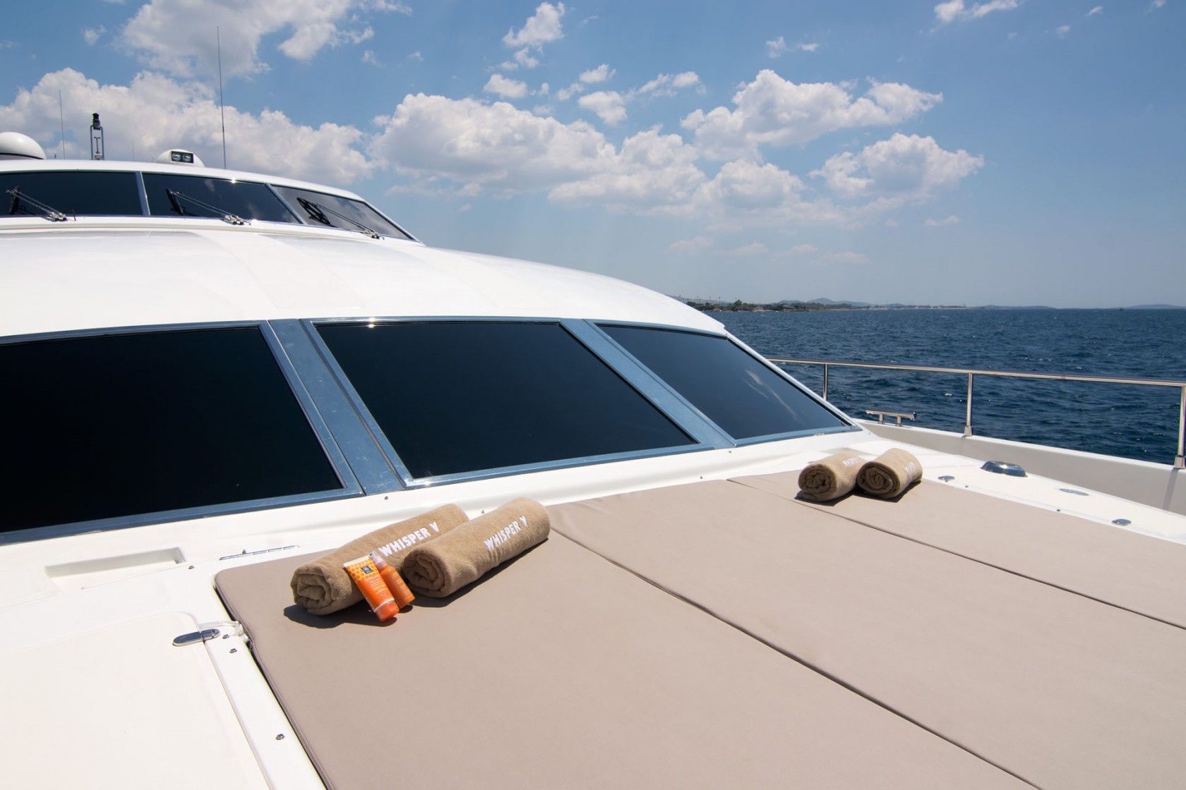 Ferretti 112 | Whisper V