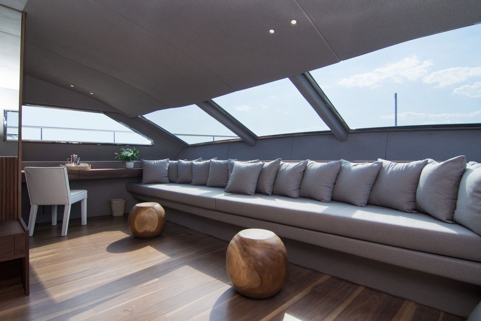 Ferretti 112 | Whisper V