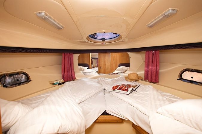 Le Boat Consul | BF Benson 1