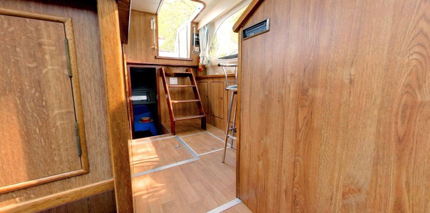 Le Boat Countess | BF Hesse X