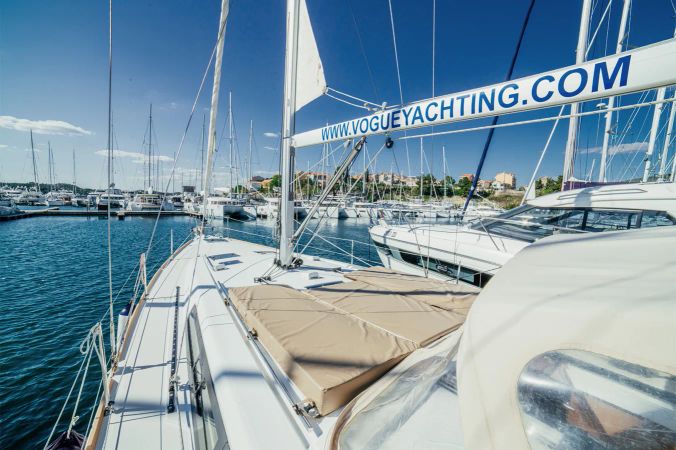 Beneteau Oceanis 45 | Theia