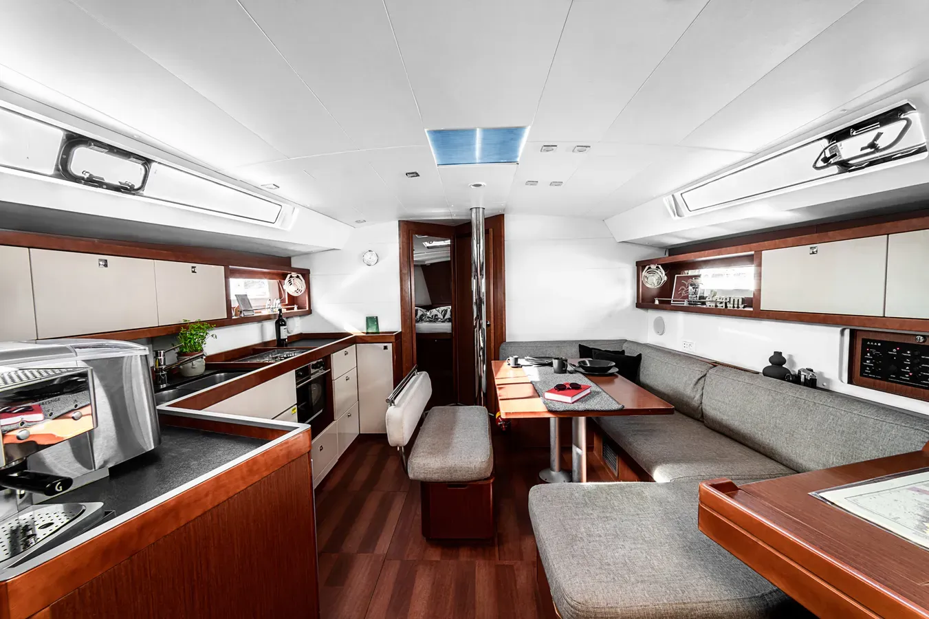 Beneteau Oceanis 45 | Theia