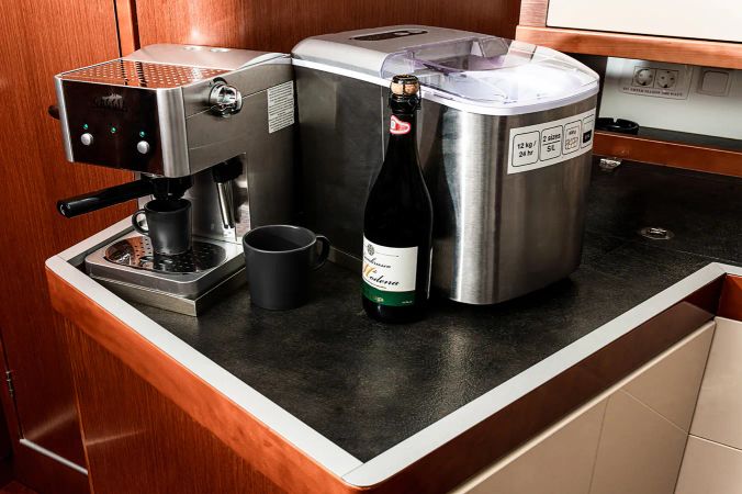 Beneteau Oceanis 45 | Theia