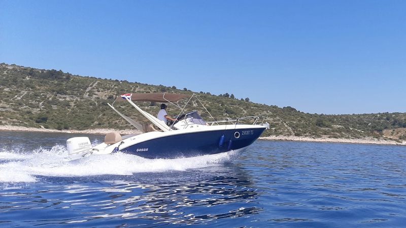 Sessa Key Largo 24 | Panika