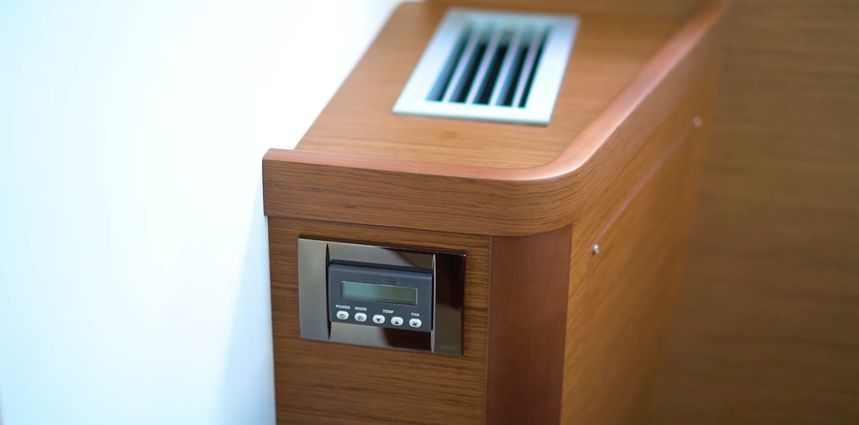 Lagoon 42 | Blackbird