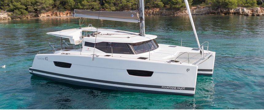 Fountaine Pajot Lucia 40 | Capers