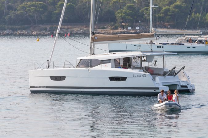 Fountaine Pajot Lucia 40 | Capers