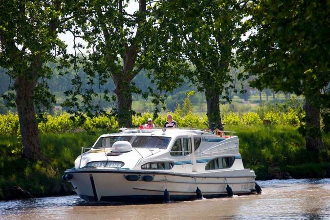 Le Boat Magnifique | CF Branges 2