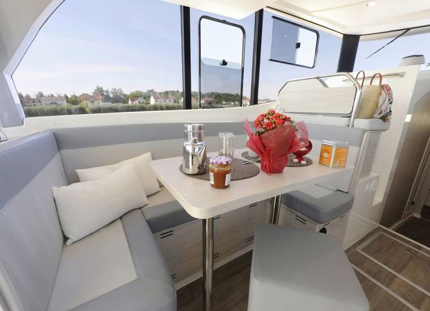 Le Boat Horizon 1 | Premier 12