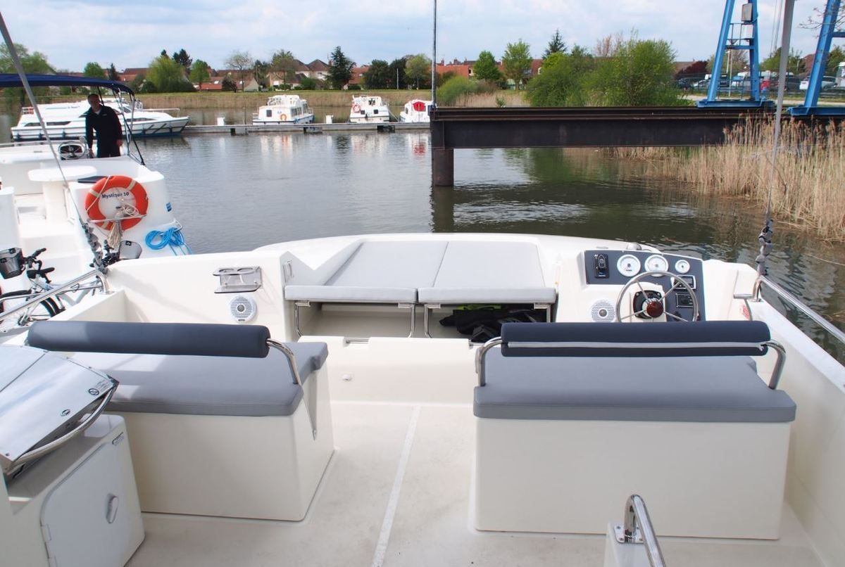 Le Boat Horizon 1 | Premier 35